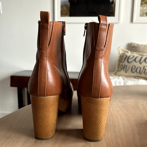 Universal Thread Boots - Picture 9 of 10